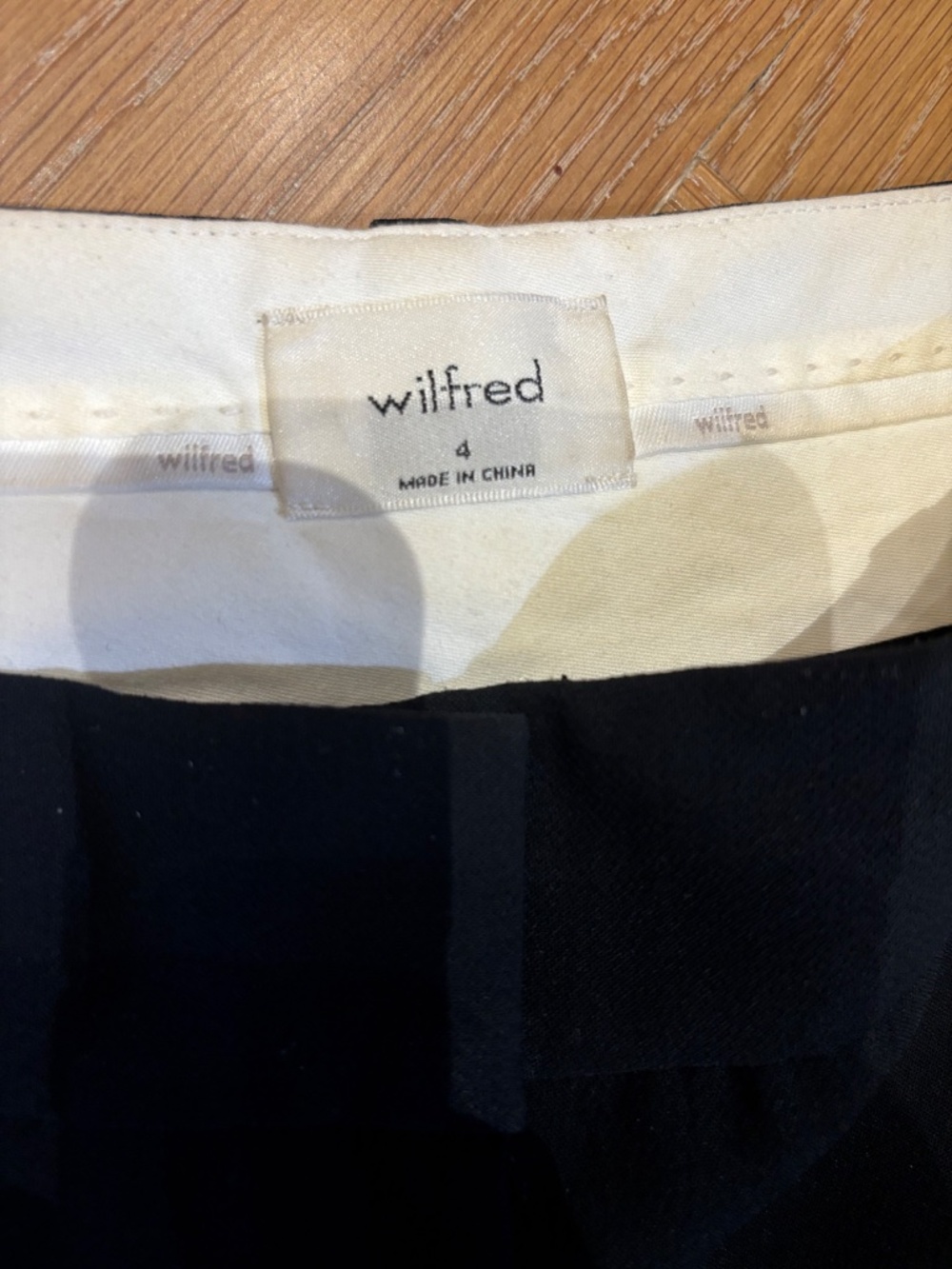 Wilfred Free Effortless Pant Cropped (Aritzia) - Picture 3 of 3